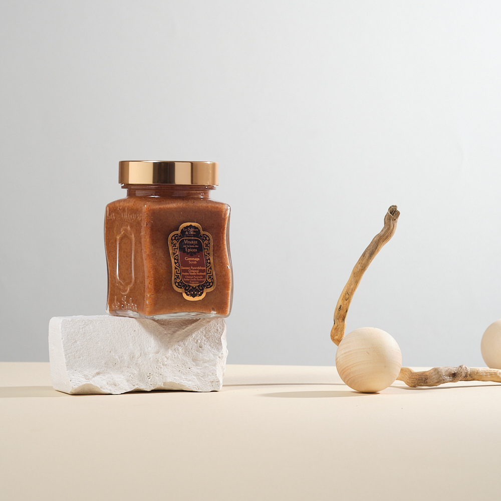 Гоммаж для тела Аюрведа La Sultane de Saba Амбра, Ваниль, Пачули, 300 г