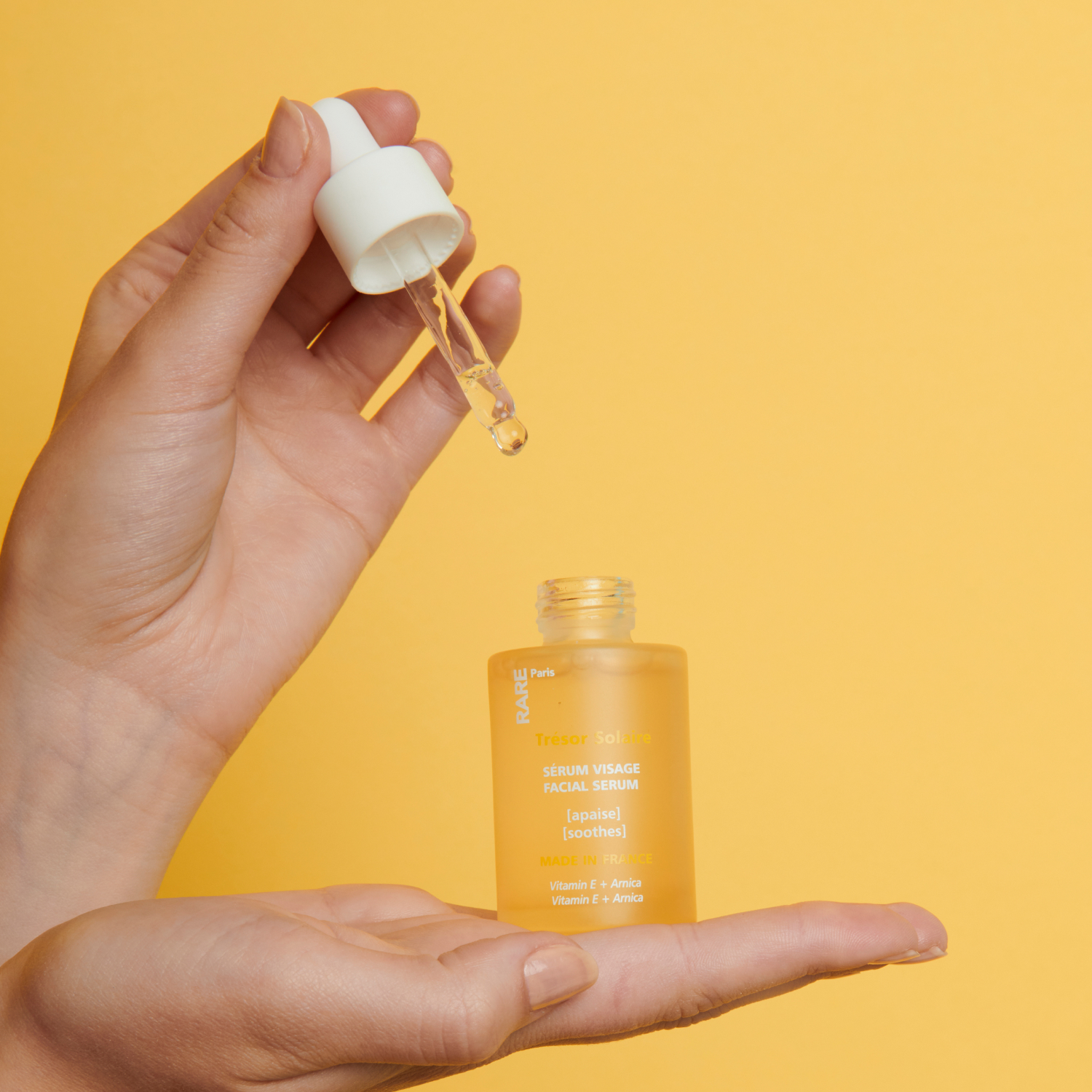 Успокаивающая сыворотка для лица Trésor Solaire RARE Paris, 30 мл